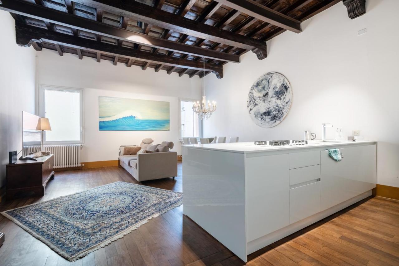Exclusive Elegant Apartment In Pieno Centro! X4 Rimini Zewnętrze zdjęcie